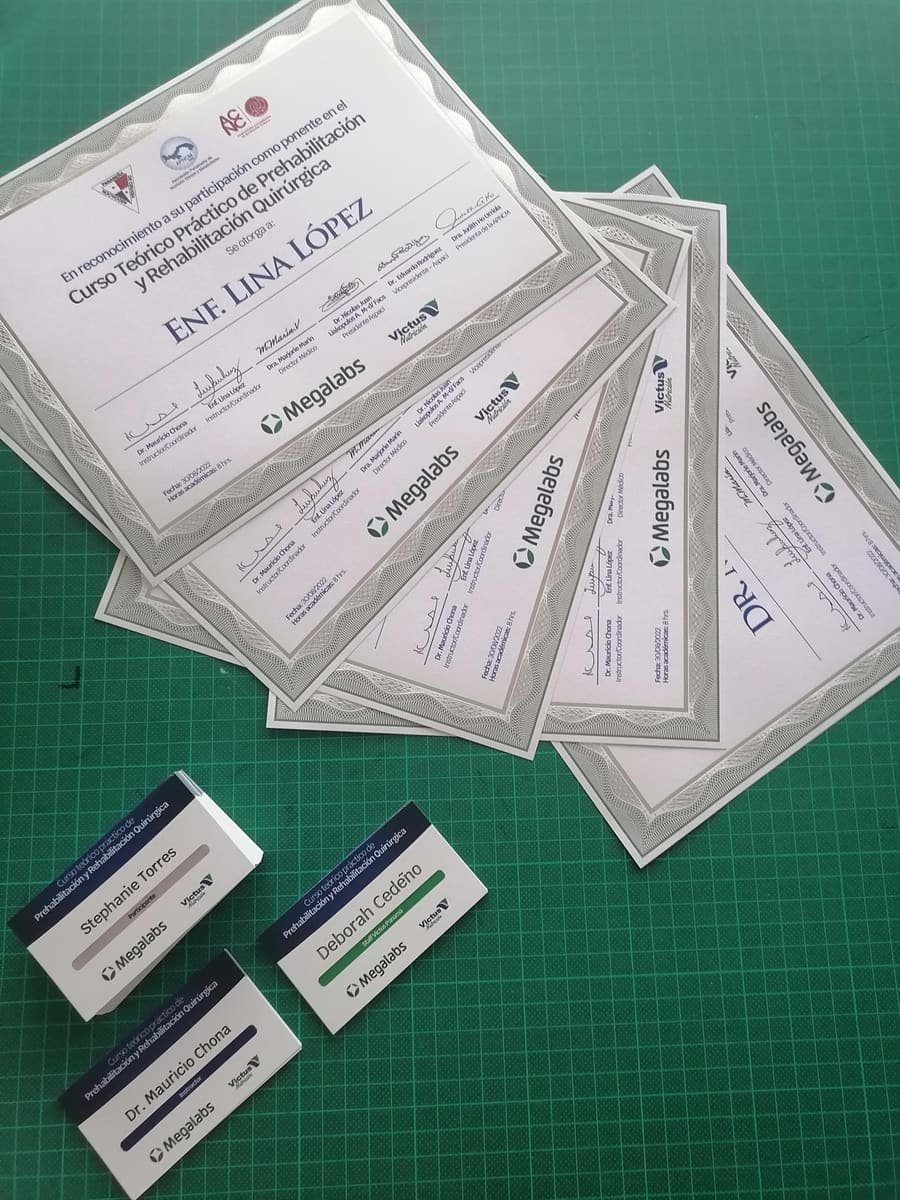 Certificados y gafetes